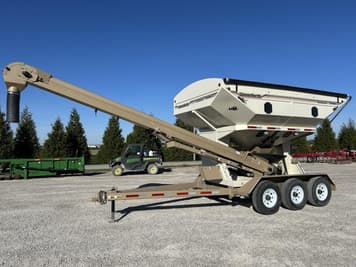 Main image Unverferth Seed Runner 3755XL